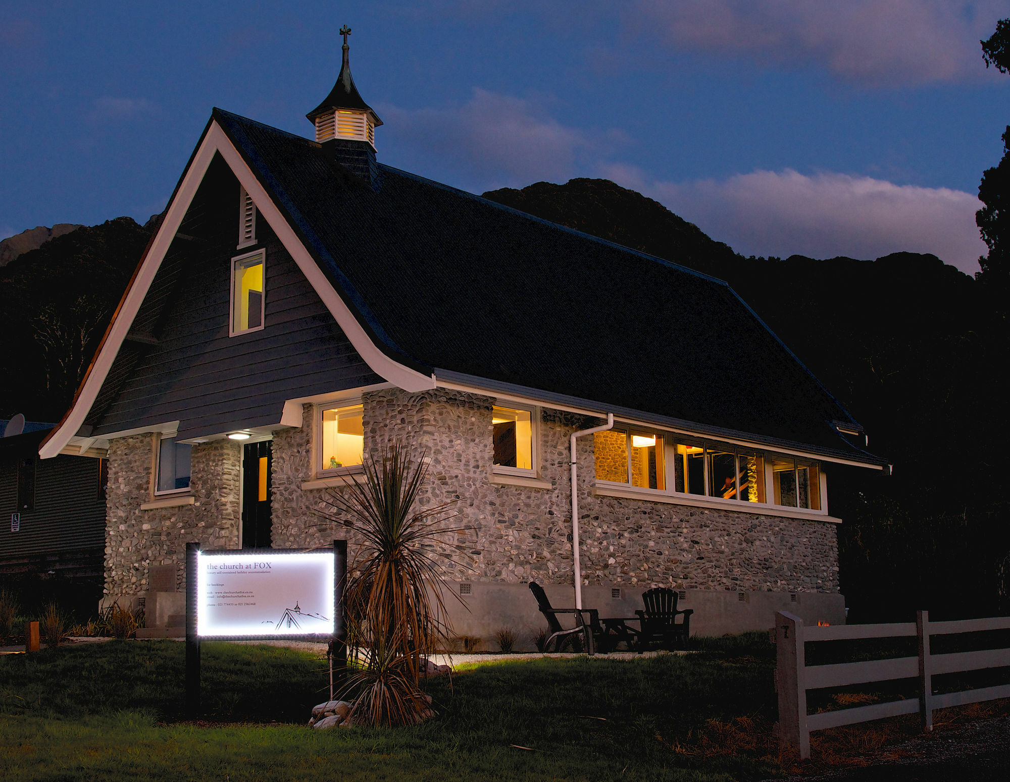 The Church At Fox Fox Glacier Eksteriør bilde